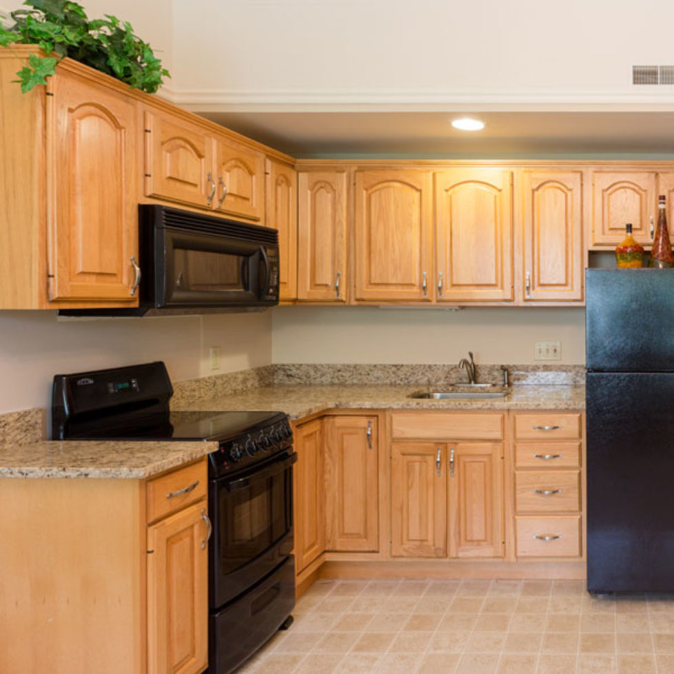 Apartment kitchen – Four Seasons Retirement Community